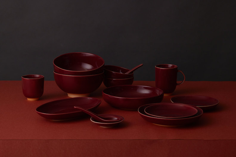 「協興紅」則象徵許家經營的協興磚瓦。取自台灣設計研究院