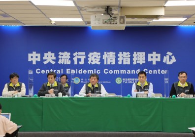 本土疫情再起社區還安全嗎？陳時中：染疫醫師外出幾乎全程戴口罩