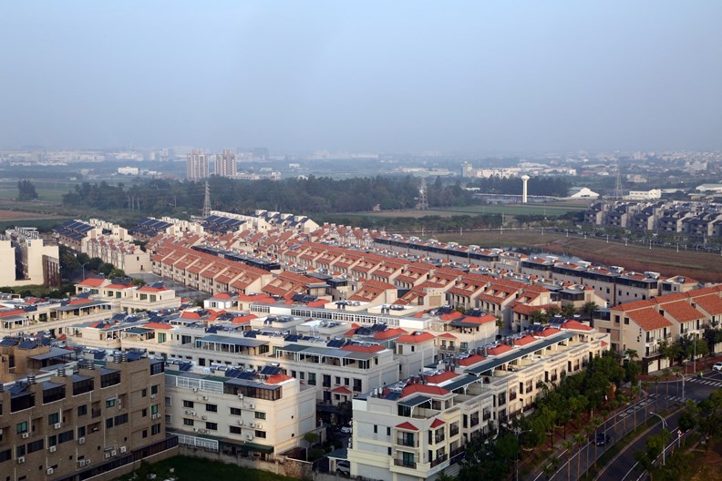 台灣房地市場相對熱絡,但是否也會因此錯過了數位轉型時機?