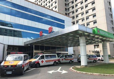 桃園醫院2醫3護群聚感染引爆爭議！封院真的是防疫最佳解方？