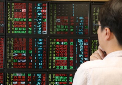 台股電子傳產撐腰！法人：本週挑戰上攻季線