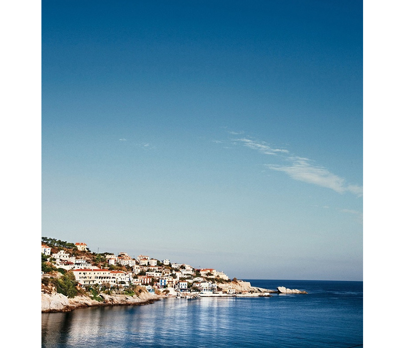 與希臘本土僅有一海之隔,伊卡利亞島的居民的平均壽命卻多出8~10歲。