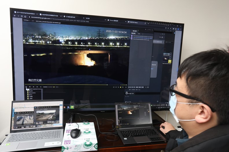 雲端影像辨識平台可即時監控污染排放狀況。