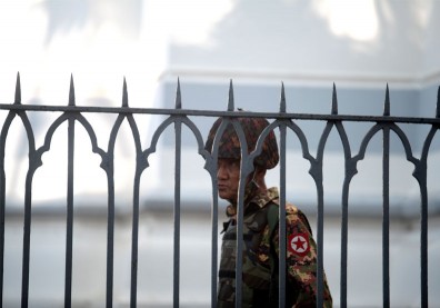 翁山蘇姬被軟禁！緬甸商界更愛與軍方打交道？