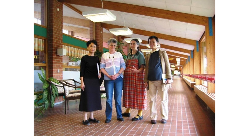 劉毓秀多年來常赴北歐參訪,圖為瑞典隆德市老人之家。