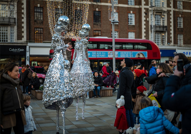 圖／英國倫敦去年12月街景。Flickr by Sanshiro KUBOTA