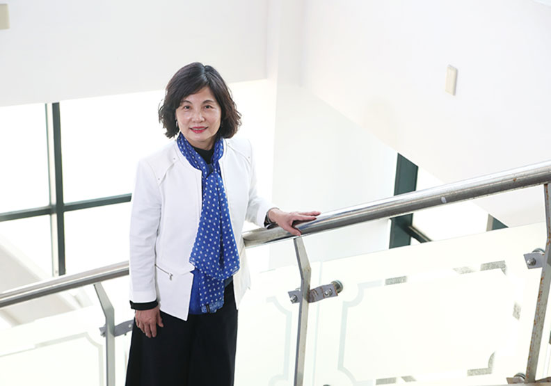 文藻外語大學校長 陳美華