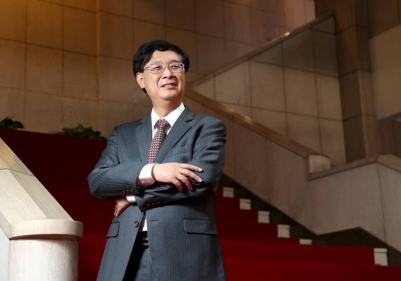 行政院政務委員郭耀煌表示，數位發展部就像國家數位轉型的中央廚房，協助各部會建構具數位素養的治理團隊。