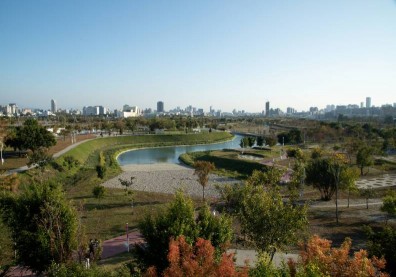 自然人文與商業匯聚，水湳經貿園區孕育國際級智慧低碳中心