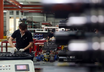 疫情引爆三大亂象！訂單如「傾盆大雨」，工具機業者為何哀聲四起？