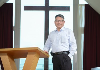 愚人之友基金會執行長李希昌 用愛照耀偏鄉家庭