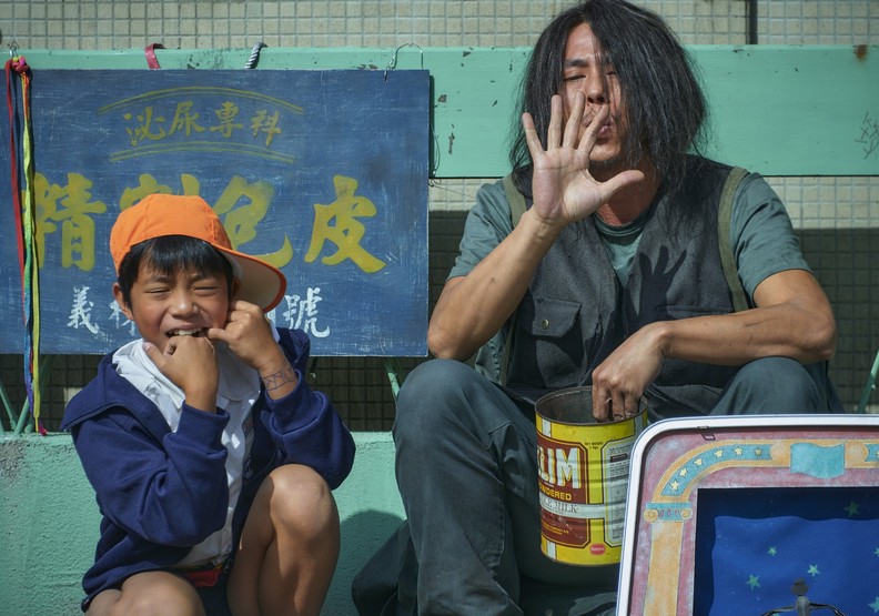 《天橋上的魔術師》為何如此出色？這五點讓中華商場世代感動