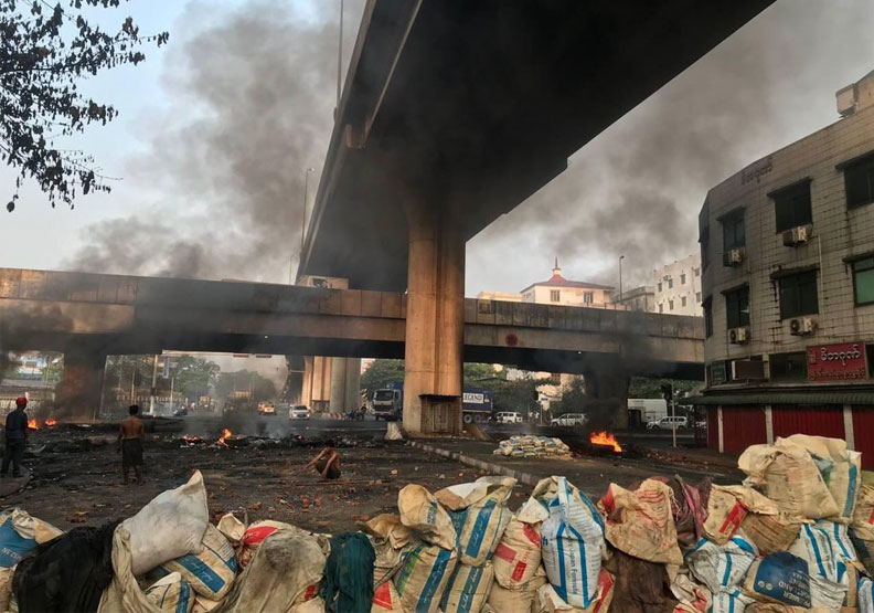 取自Laura @ 01011001k2 twitter