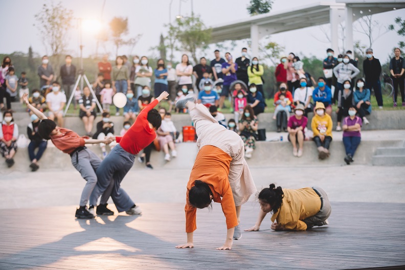 不只是一座公園,更是城市深度與生命力的展現。