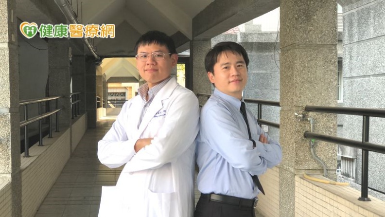 衛福部屏東醫院心臟內科李孟光主任(圖左1)、心臟內科朱俊源醫師(左2)。取自健康醫療網