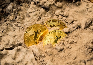 比特幣跌破1.8萬！恐有另一場加密貨幣寒冬