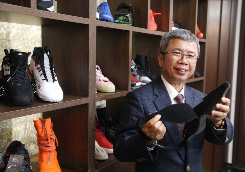台灣百和董事長鄭森煤，帶著兩個弟弟共同創業，40年來打造出彰化和美的小鎮傳奇。