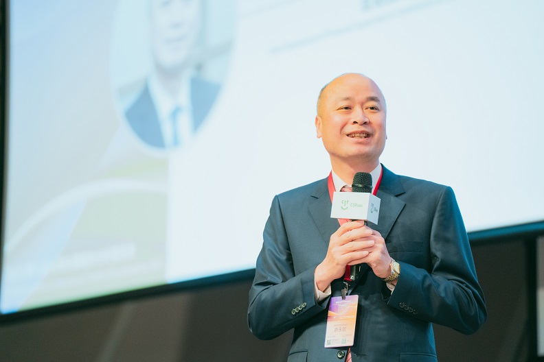 金管會副主委許永欽親臨論壇致詞。