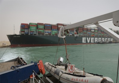 每小時損失114億元！「大排長榮」恐釀全球最大貨櫃輪災難？