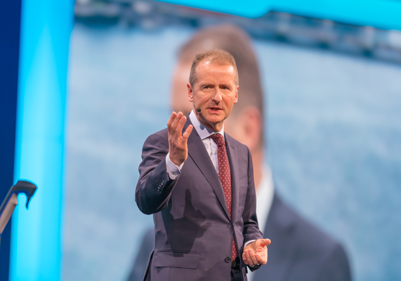 德國福斯汽車（Volkswagen）總裁迪斯（Herbert Diess）。wikimedia commons by Matti Blume