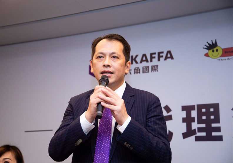 六角集團董事長王耀輝表示，已做足備案計劃，請同仁安心一起並肩作戰。池孟諭攝