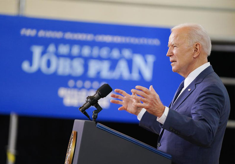 圖／美國總統拜登宣布，將投入2.3兆美元進行基礎建設計畫。取自President Biden twitter