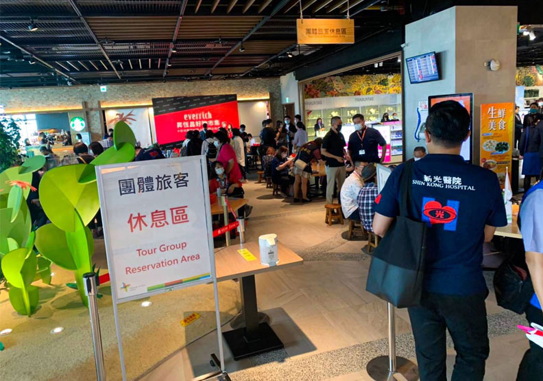 圖／帛琉泡泡首發團於今天下午起飛。取自桃園國際機場 Taoyuan International Airport臉書