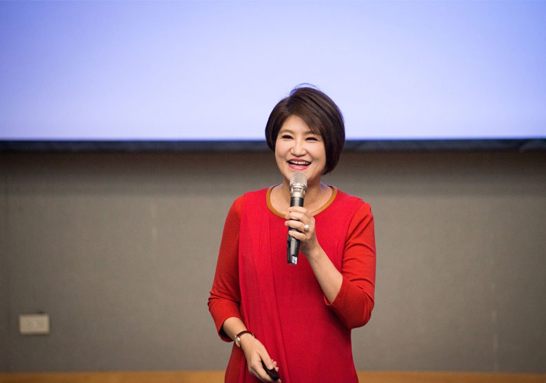 理財專家夏韻芬。取自夏韻芬臉書