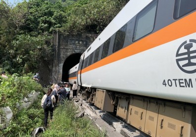 太魯閣號悲劇背後：為什麼列車上本來就不應該有安全帶？