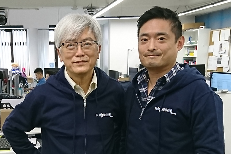 香港智慧城市公司庫瓦共同創辦人 陳維田（左）與林忠澤（右）