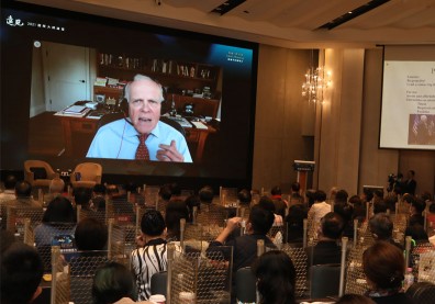 盛讚台積電創新！「矽谷教父」漢尼斯示警：AI可能有人類偏見