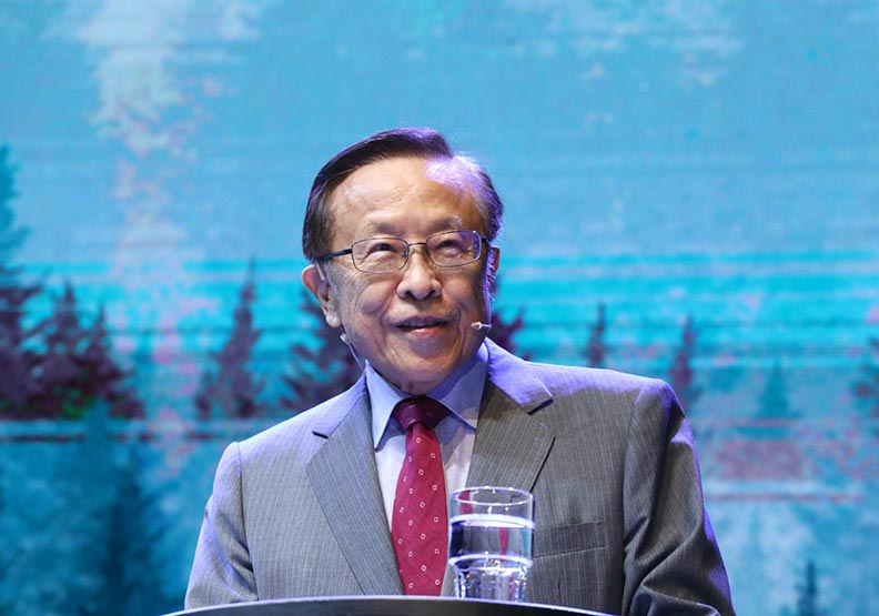 《遠見雜誌》創辦人高希均在開學典禮當天,將會提出對台灣落實ESG落實的願景。池孟瑜攝