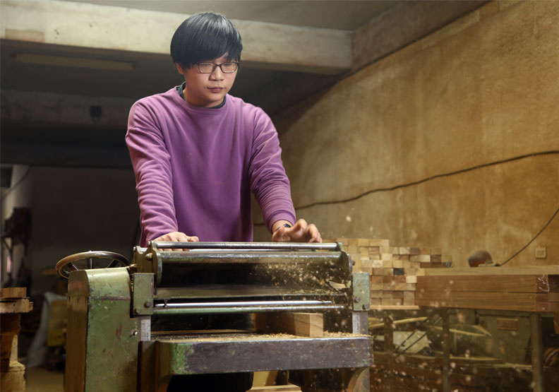 協大木器行22歲學徒黃國豪。陳之俊攝