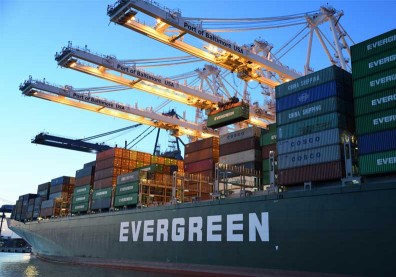 航海王下沉中？貨櫃三雄一致看衰後市