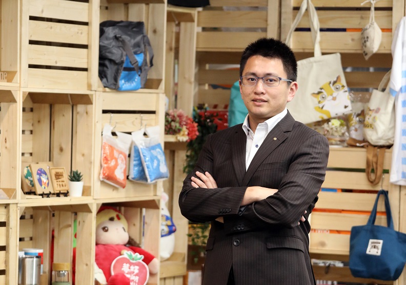 無雙設計 廖宗輝。