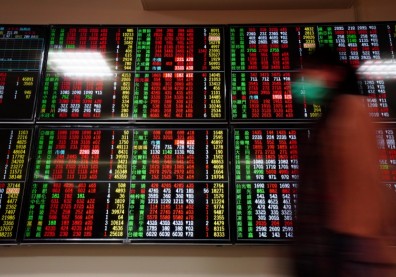 不能只靠一座神山！台股「萬七」之後，你該布局的「群山概念股」