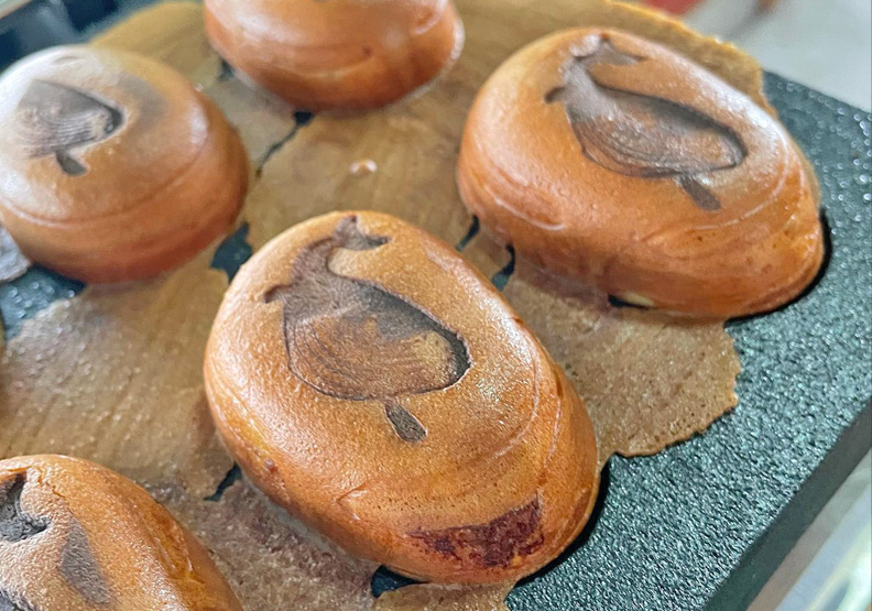 花蓮鐵道文化園區一、二館徵選在地創意團隊進駐營運,提供更多元服務。取自多羅滿賞鯨FB。