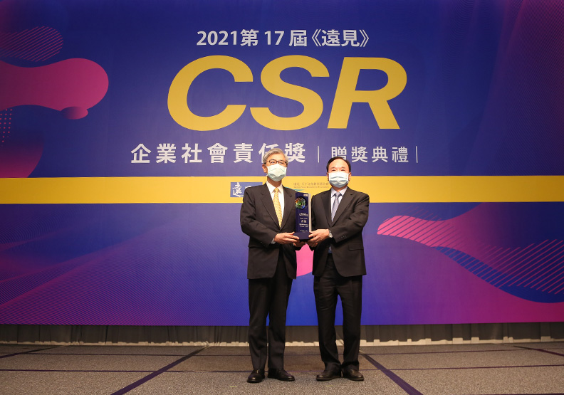 金管會主委黃天牧（左）、全聯董事長林敏雄（右）。張智傑攝