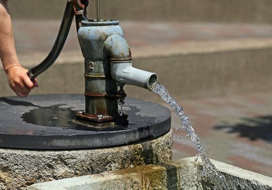 用數據揪出感染源！「現代流行病學之父」獨排眾議追蹤事實和規律，終於平息霍亂