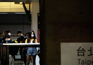 遠見調查》若有口服藥，五成國人將不願接種疫苗！八成認為防疫應「外嚴內鬆」