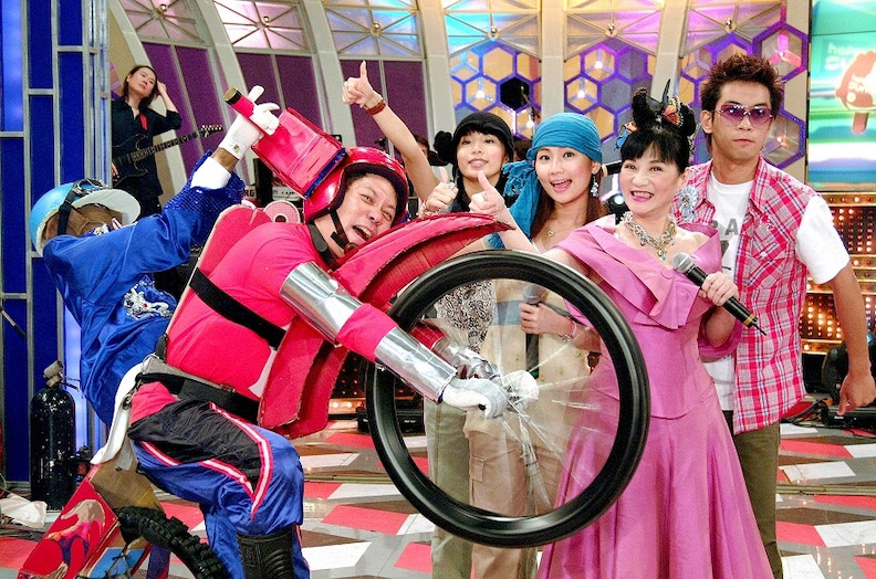 加入當紅節目《超級星期天》,讓卜學亮成為大家都熟悉的「阿亮」。