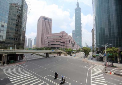 疫情現曙光！近半美民眾接種疫苗，新增病例降至近一年來最低點