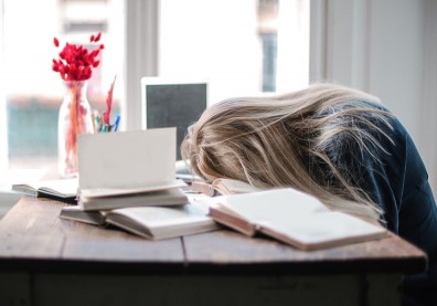 「厭倦感」無法用意志力消除！別擬長期計畫，在熱情消失前做好「這件事」