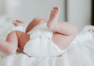嬰兒第一張尿布揭示的健康訊息！