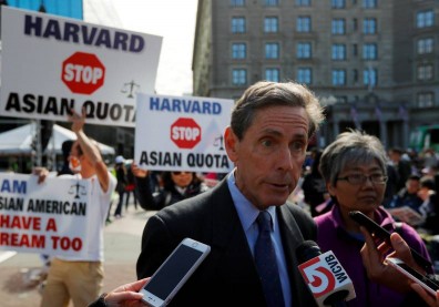 深陷入學爭議中心，美國亞裔左右為難