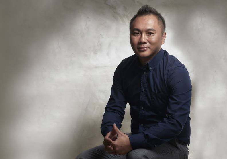 林果良品總管曾信儒鼓舞員工安心工作，攜手挺過疫情風暴。林果良品提供