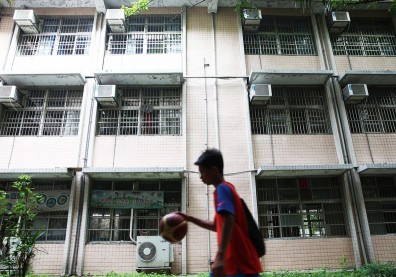 「遠距中輟潮」湧現？全台停課後，中小學缺席率增