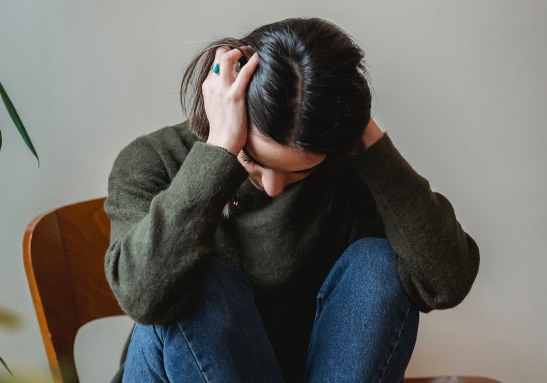 處理困難的事情,表現低姿態,而不是憤怒。pexels