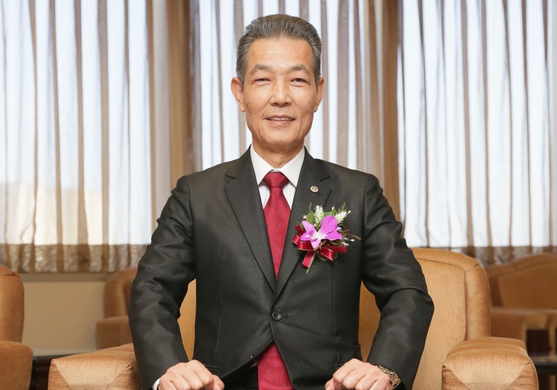 圖/捷流閥業董事長楊大中，呼籲員工堅毅團結挺過疫情。捷流閥業提供