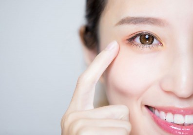 從眼睛看出你聰不聰明？最新研究發現，瞳孔大小可能與「智力」有關